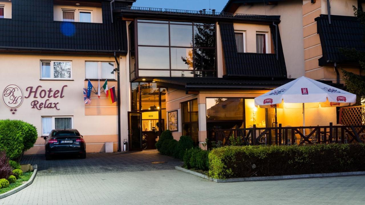 Hotel Relax Kęty Buitenkant foto
